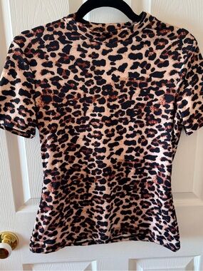 Women's Leopard Print Short Sleeve Top - Pink/Black